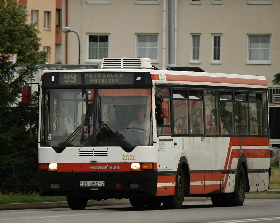 Ikarus 415 #2021