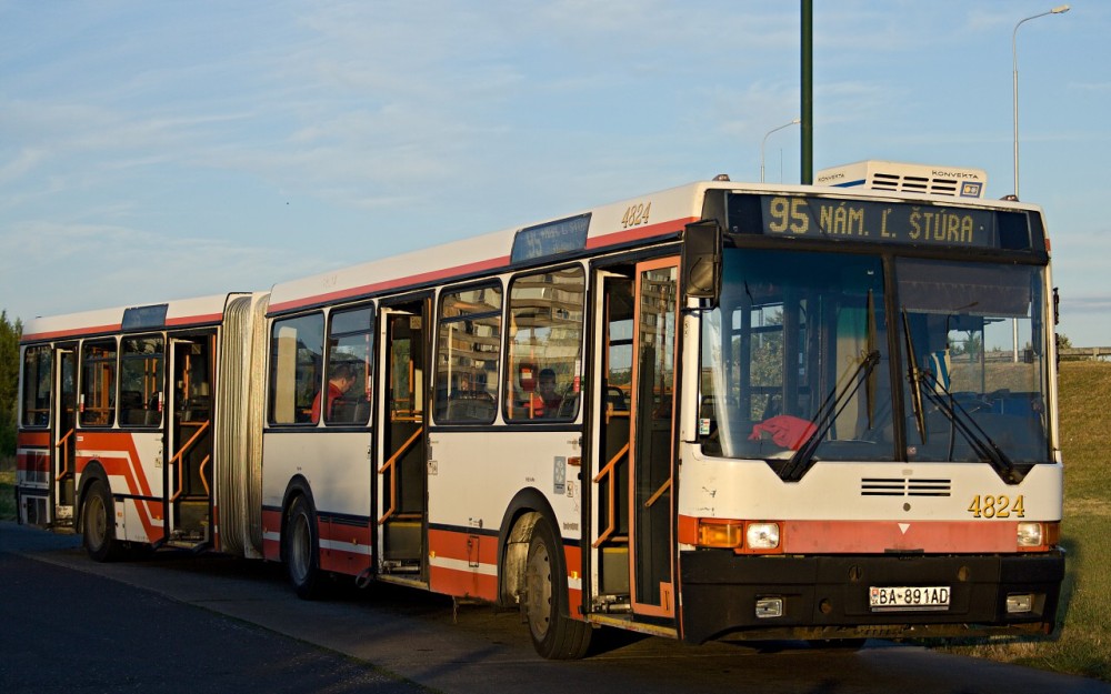 Ikarus 435 #4824